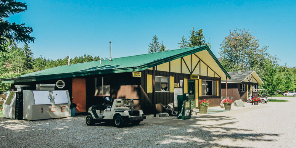 Enjoy state of the art facilities at this Traverse City RV park. 