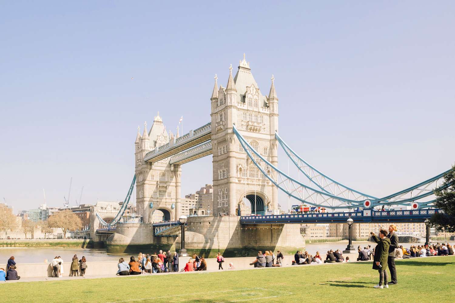 London Student Guide: Housing, Transport, and Where to Actually Hear Live Music