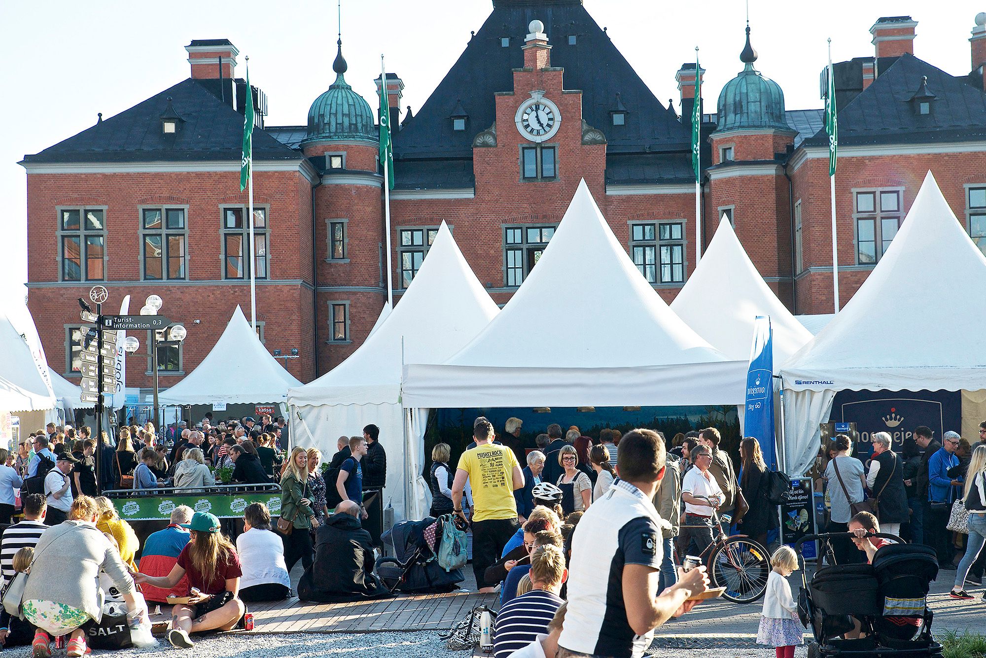 umeå_smakfetsival_torget.jpeg