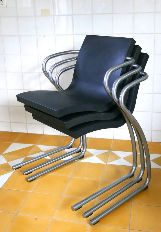 3x Fasem Italy, Magic Chair