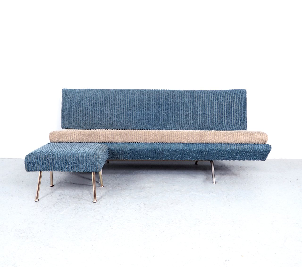 Image 4 of Arflex by Marco Zanuso Sleep-o-matic sofa