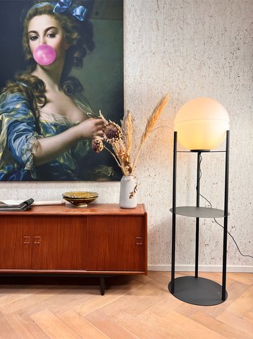 Dutch Design Lampe aus Opalglas