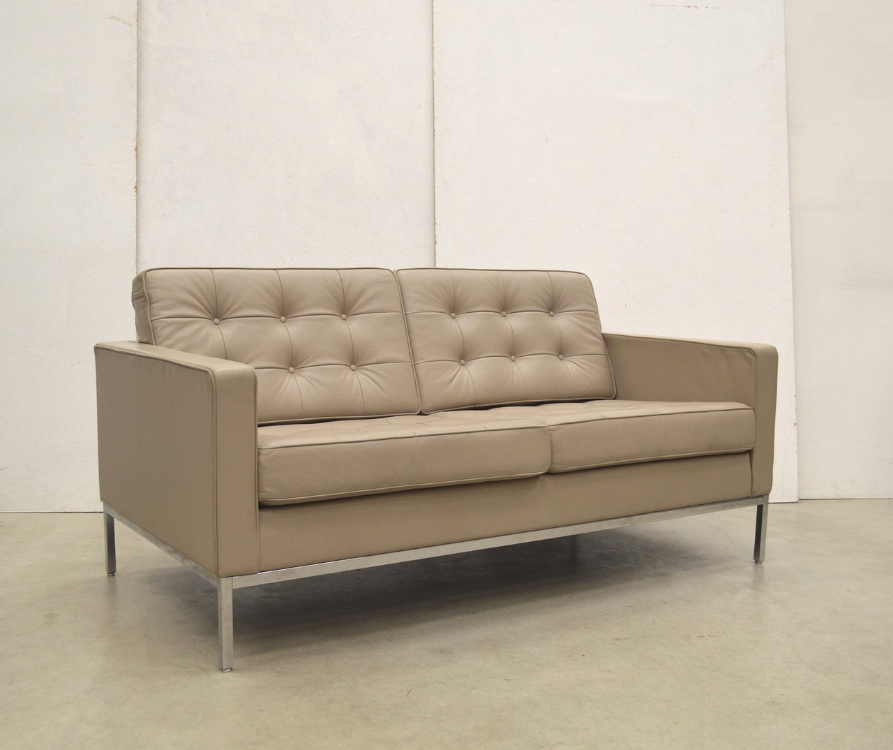 Florence Knoll Relax Sofa Sand Beige Leather by Knoll Studio