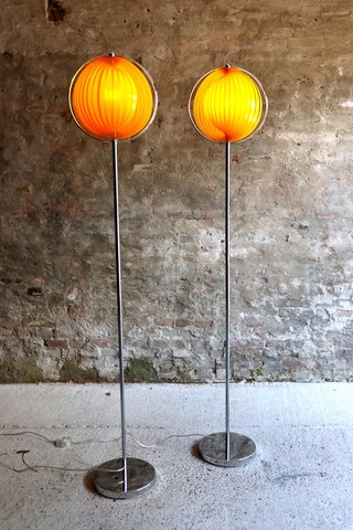 2x Kare Design Moon Lamp