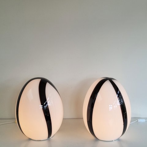 Twee XXL Ilu di Vetro Swirl 'Egg Lamps', vloer of tafel lampen jaren 90