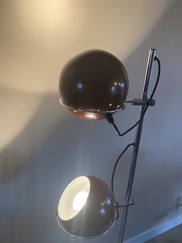 Gepo-Stehlampe