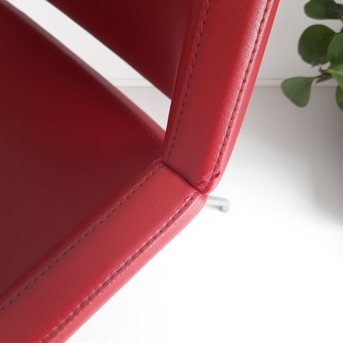 2x Artifort design fauteuil Gap Khodi Feiz
