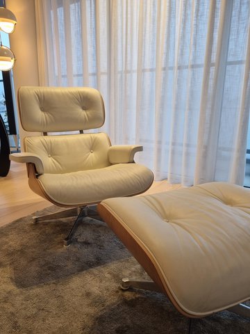 Eames Lounge chair met ottoman
