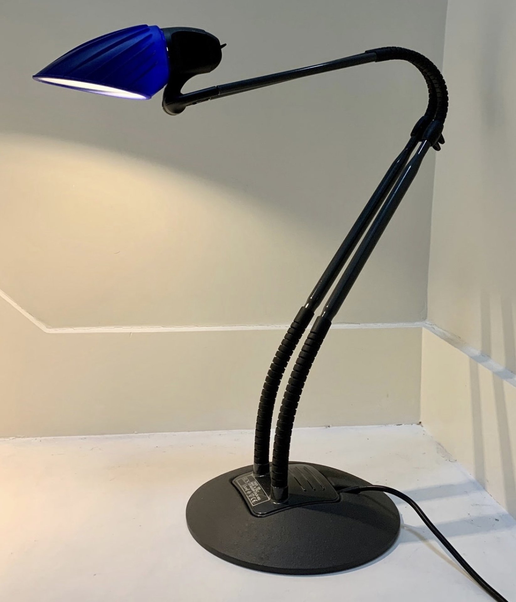 arteluce desk lamp