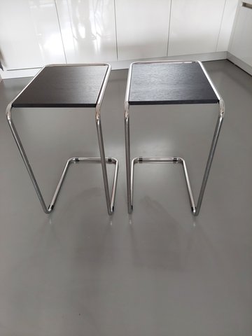 2 x Gispen side tables