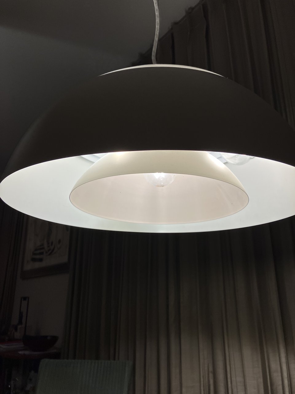 Image 1 of Arne Jacobsen  'AJ Royal' hanglamp