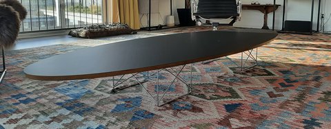 Vitra Elliptical Table ETR von Charles & Ray Eames,
