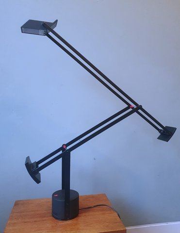 Artemide Tizio desk lamp by Richard Sapper.