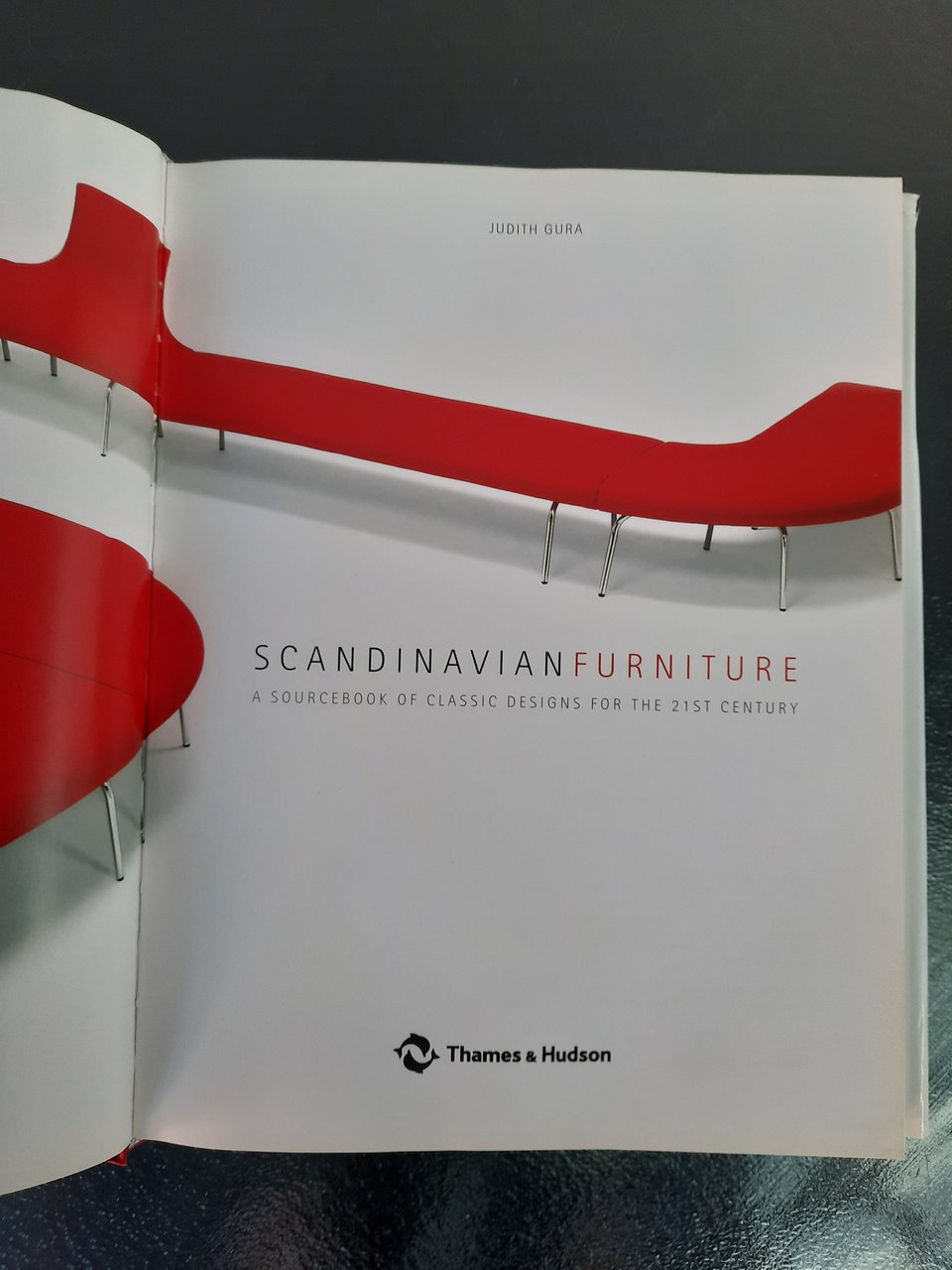 Image 6 of Scandinavisch meubelboek en cd judith gura