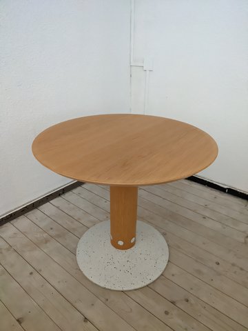 Arco 'diablo' dining table