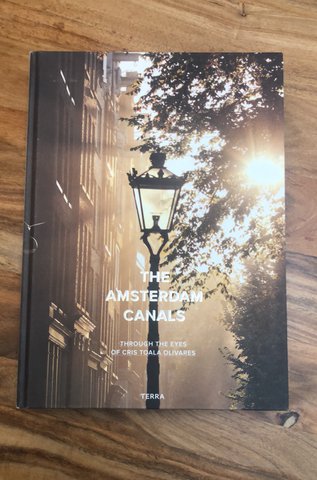 The Amsterdam Canals.Coffeetable book
