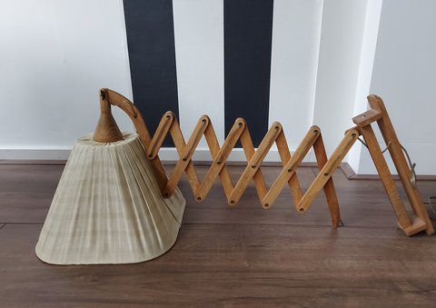 Mid-Century Deens design houten wand schaarlamp.