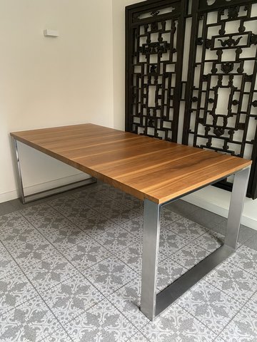 Hülstra dining room table