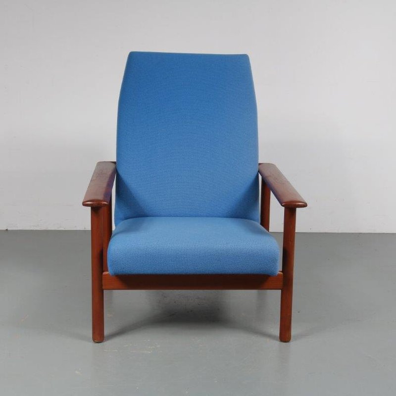 1960s Solid teak Danish lounge chair