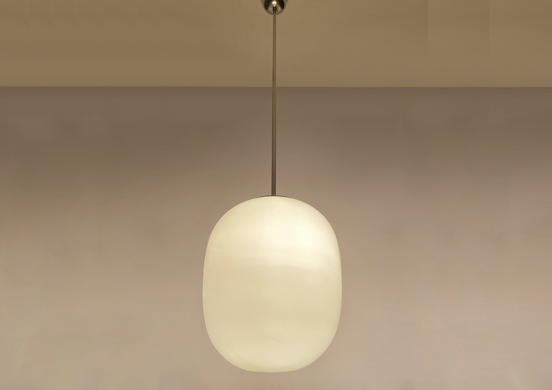 Mooie vrouw Vernederen Doen Art Deco Bauhaus Glas hanglamp | € 385 | Whoppah