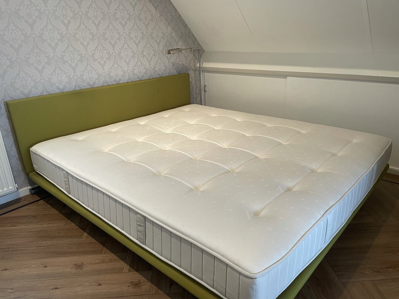 Image 4 of Zanotta by De Pas, D'Urbino and Lomazzi Double bed Milano designed by De Pas, D'Urbino and Lomazzi