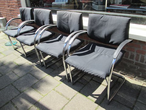 4 x Vitra Forma Freischwinger Mario Bellini design stoelen
