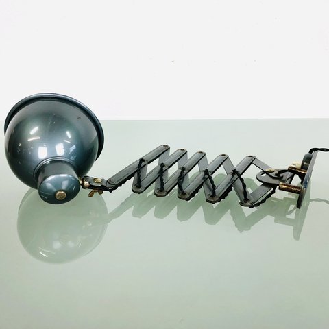 Vintage scissor lamp