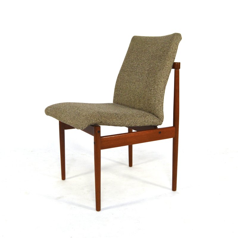 Thereca dining chairs
