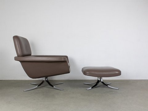Minotti Armchair Blake Soft design Rodolfo Dordoni with footstool 