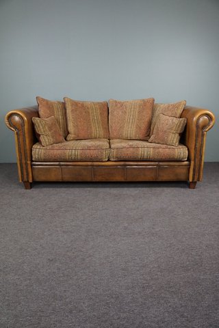 3-Sitzer-Sofa aus Schafsleder mit Stoffkissen