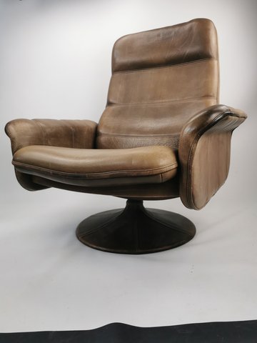 DeSede S50 swivel armchair