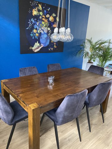 Dining room table for 6 people