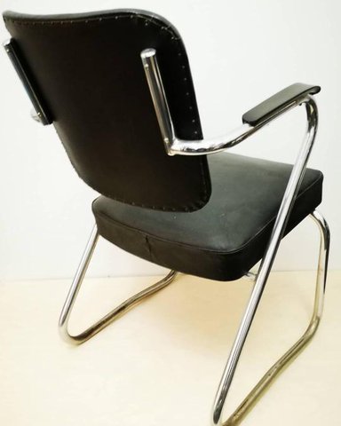Paul Schuitema paperclip chair