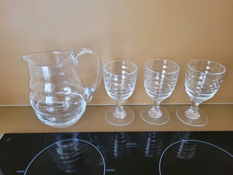 Sophie Conran Decanter with glasses