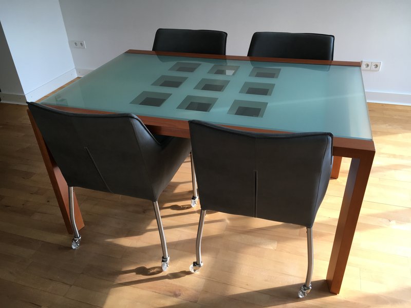 Ligne Roset, extendable dining table