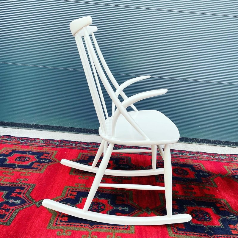 Wikkelsø IW3 rocking chair