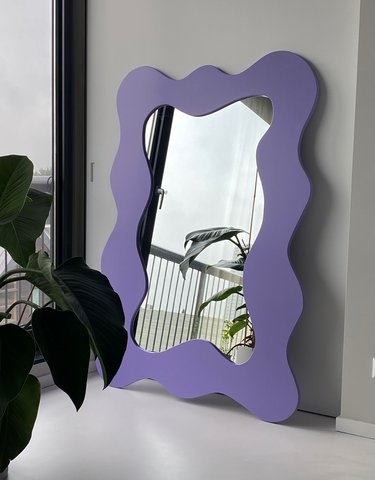 Meaui. Studio funky mirror