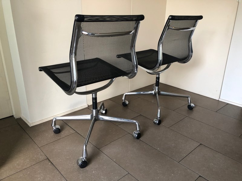 2 x Vitra Eames EA106 net weave chairs