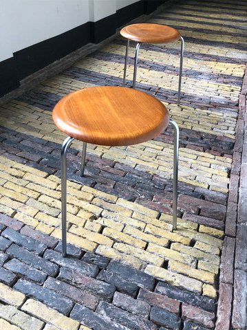 2x Arne Jacobsen stool