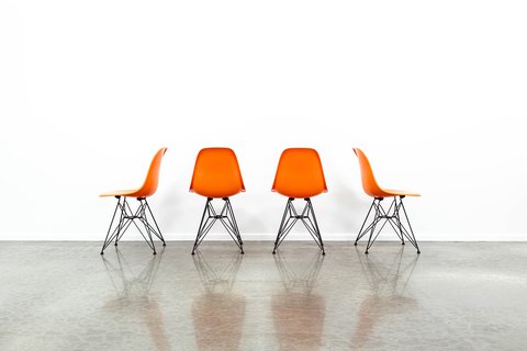 4 Eames DSR chairs