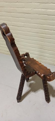 Brutalist massief hout tripod driepoot stoel