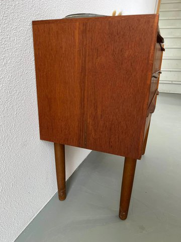 Vintage danish chest of drawers