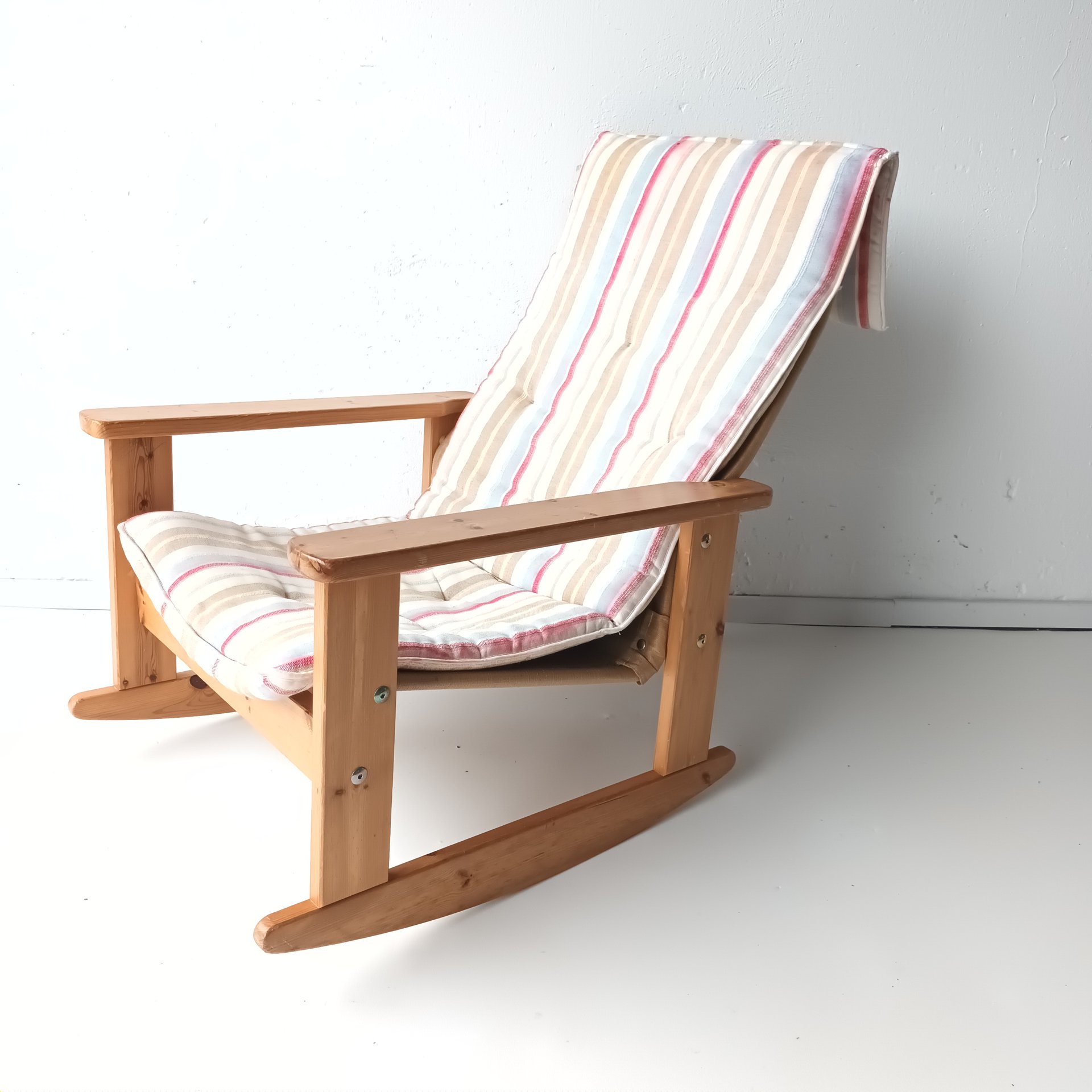 wooden rolling chair price