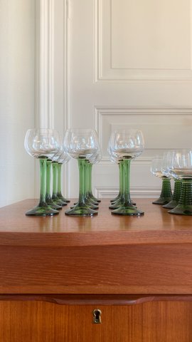 Luminarc wine glasses
