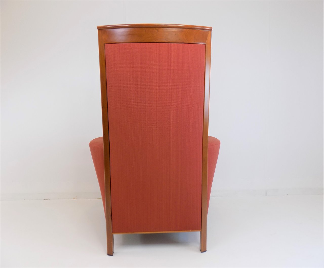 Image 13 of Giorgetti door Umberto Asnago New Gallery Fauteuil + Ottoman