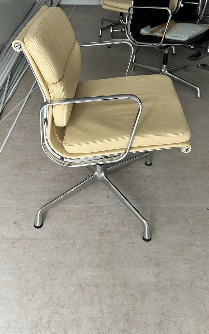 Image 2 of Charles Eames EA208 soft pad chair