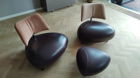2 Leolux Pallone fauteuils + 1 Leolux Pallone pouf