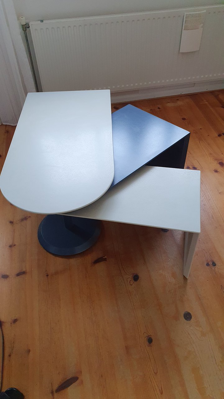 Image 5 of Leolux coffee table