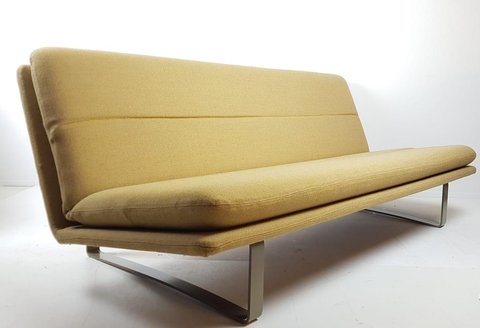 Artifort sofa by Kho Liang Ie sofa plow wool