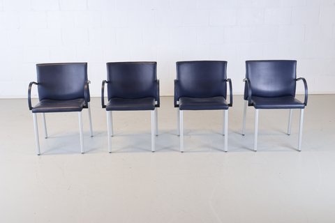 4x Leolux Myto dining room chairs